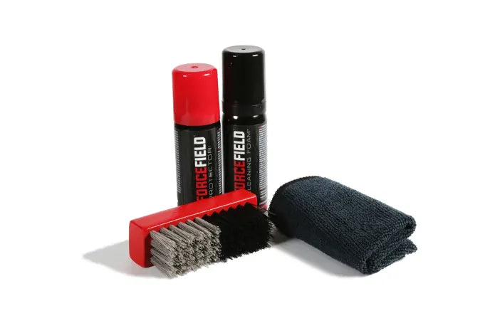 TRAVEL CLEANING SHOE KIT